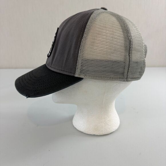 YETI Mountain Badge Trucker Snapback Hat Black Gray - Picture 2 of 11